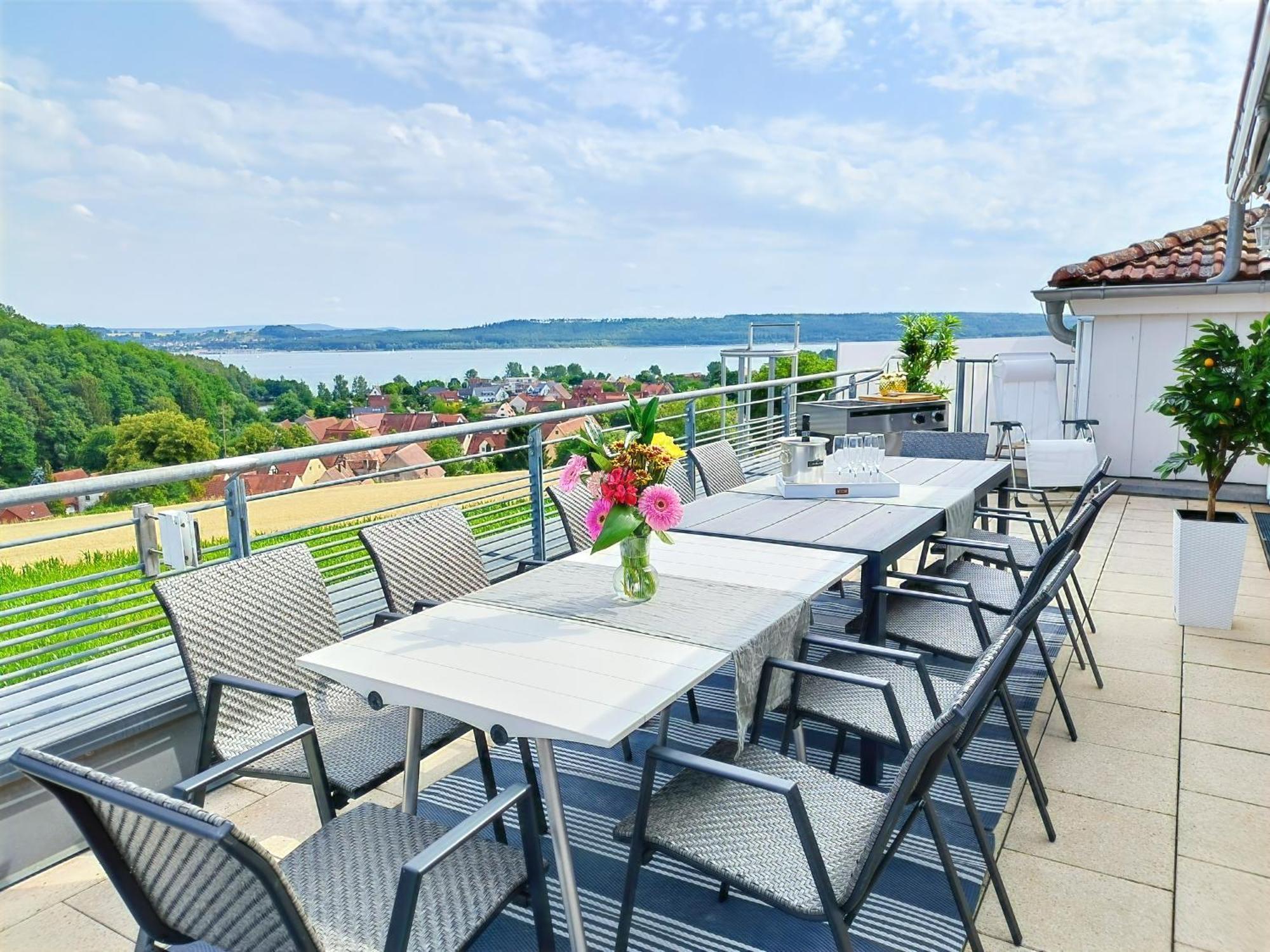 שפאלט Seeblickapartment Fuer Bis Zu 12, Nuernberg & Schwabach In 30-35 Minuten Zu Erreichen, Sauna, Arbeitsplatz, Dachterrasse & Grill מראה חיצוני תמונה