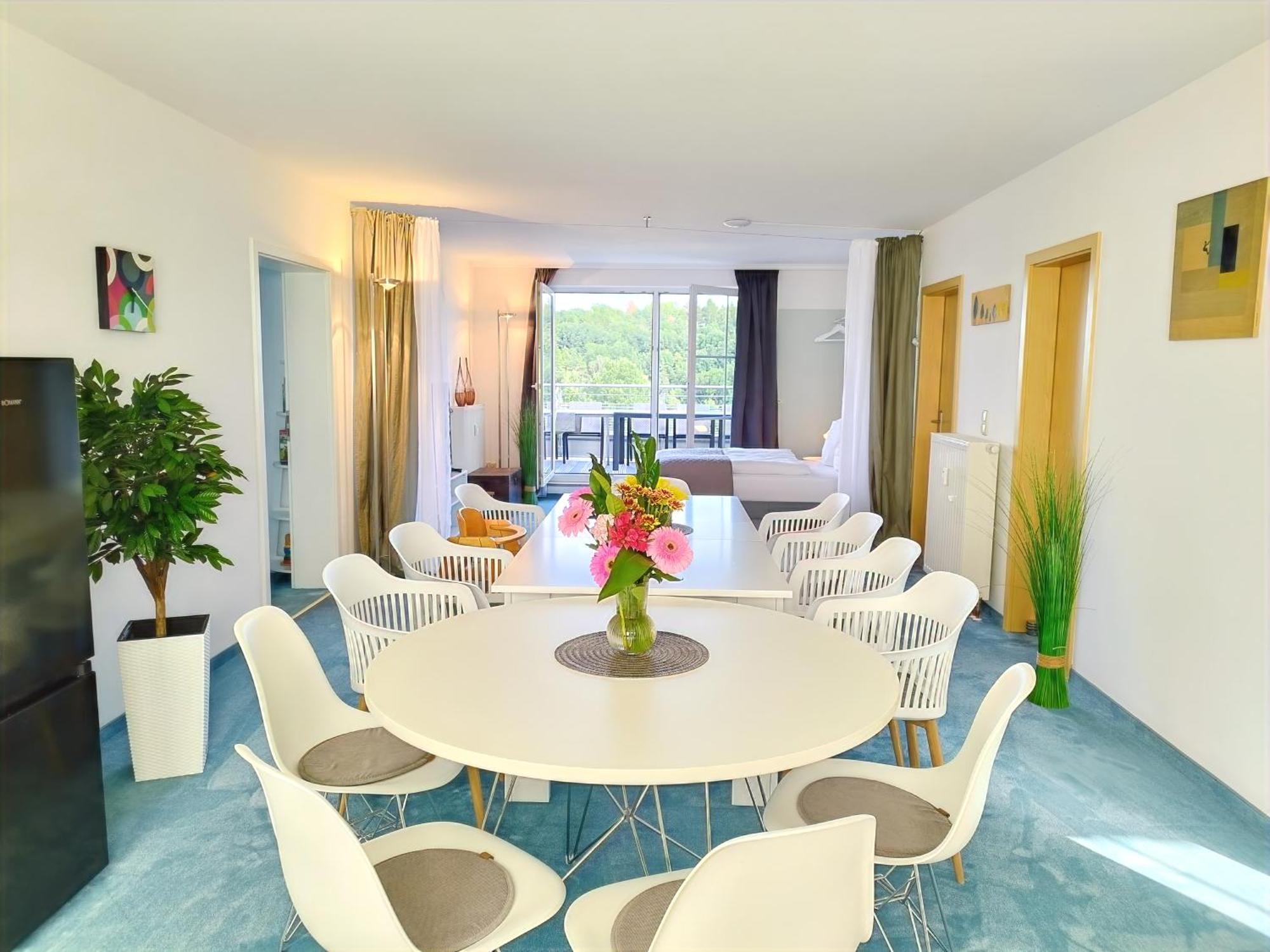 שפאלט Seeblickapartment Fuer Bis Zu 12, Nuernberg & Schwabach In 30-35 Minuten Zu Erreichen, Sauna, Arbeitsplatz, Dachterrasse & Grill מראה חיצוני תמונה